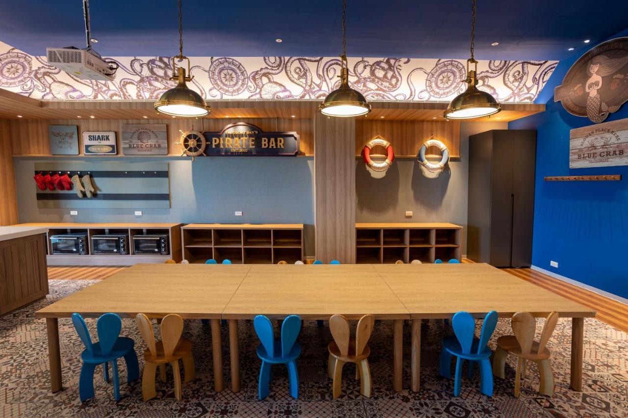 Hualien Farglory Hotel Yanliau Luaran gambar The interior of the Phome Bar
