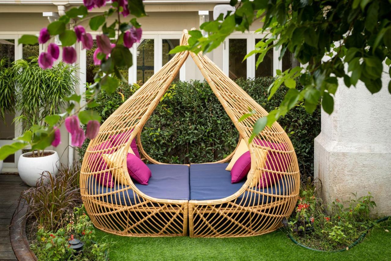 Hualien Farglory Hotel Yanliau Luaran gambar A hanging daybed