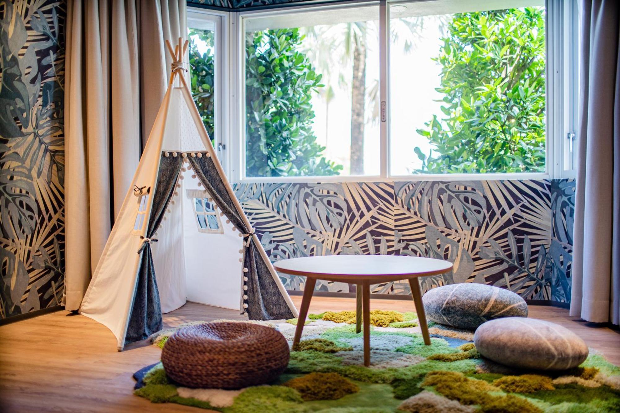 Hualien Farglory Hotel Yanliau Luaran gambar A teepee in a living room